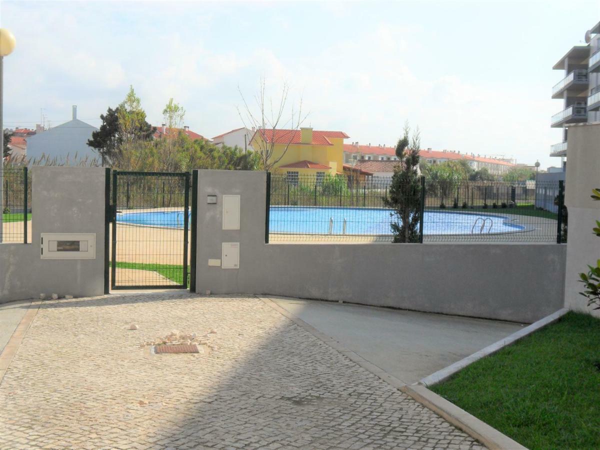 Alojamentos Campo & Mar - T1 Com Piscina 상 마르티뇨 두 포르투 외부 사진
